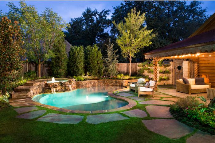 Round pool for design garden